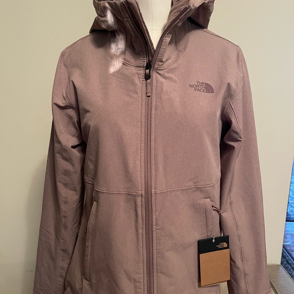 NWT The North Face Water Repellent Jacket